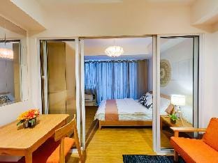 Condotel Azure Urban Resort Near Airport #AZ02 Apartment in Pasay
