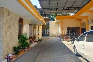 Sakeena Syariah Purwodadi RedPartner Hotel in East Java