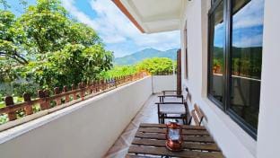 Cloud Tree Inn Family Room-Moutain View Balcony Apartment in Shenzhen