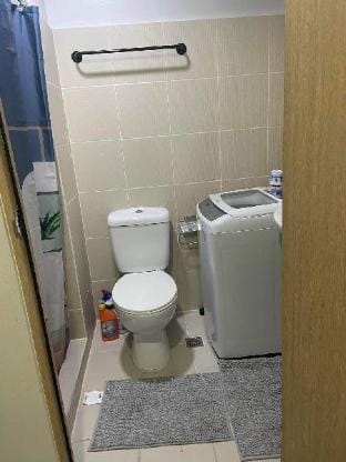 Tower 4 Grass Residences 1 Bedroom w/ Balcony Vacation rental in Quezon City