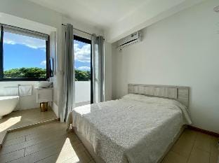 Unique 2 bedroom apartment near beach Apartment in Flic en Flac