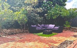 Queen Size Bedroom Near City  University Fremantle Vacation rental in Perth