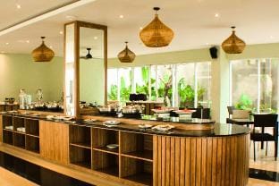 Cempaka Deluxe Room 1 BR W/ City View Y02 Apartment in Kuta