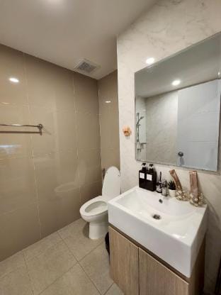 Bluebell Room @Eastville Apartment in Chon Buri Changwat