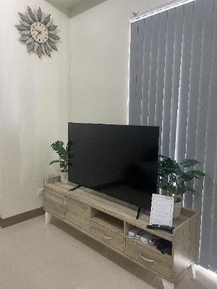 Two (2) BR Condo nearest ICC with Netflix  Apartment in Iloilo City