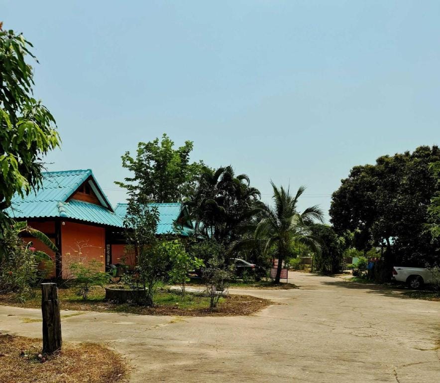 OYO 75489 Leelawadee NonPho Resort (Amnatcharoen) Hotel in Laos