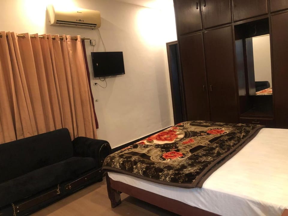 Defence-Mark-Hotel Hotel in Lahore