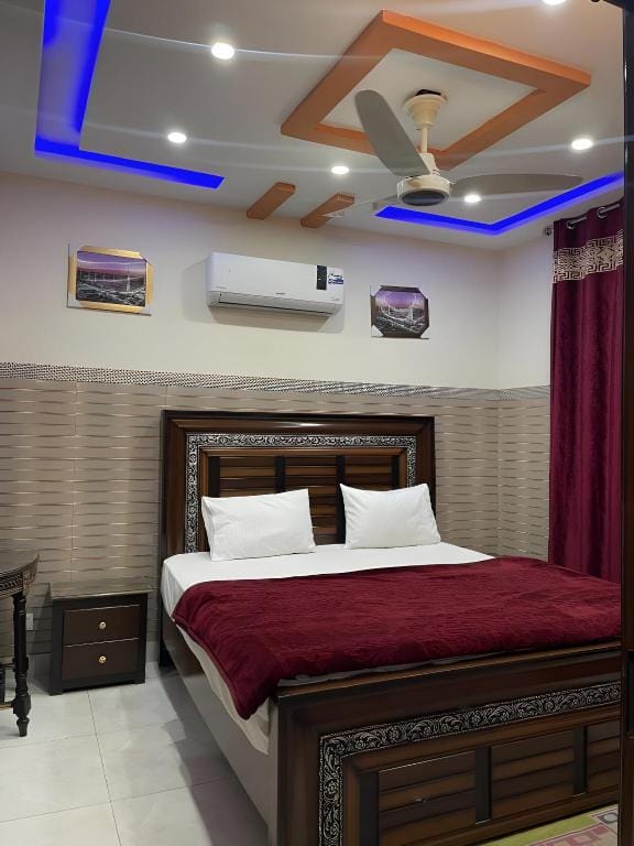 Makkah Tower Hotel Hotel in Lahore