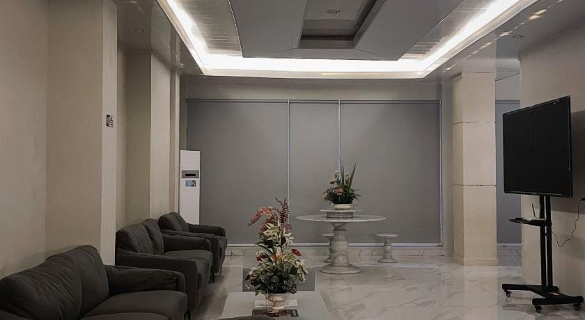 Urbanview Hotel Wollangi Syariah Panakkukang Makassar Hotel in Indonesia