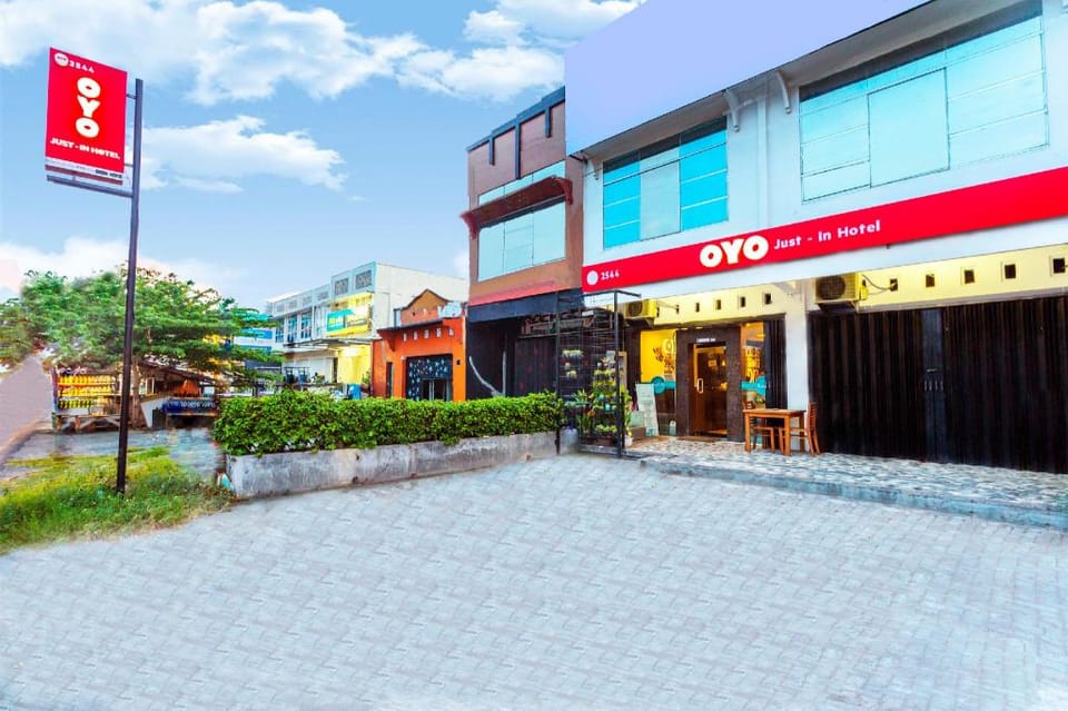 OYO 2544 Just-in Hotel Hotel in West Nusa Tenggara, Indonesia