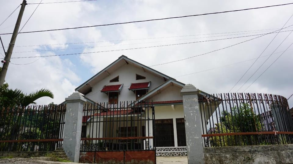 Hotel O Sakinah Homestay Bromo Syariah Near Rest Area Wringinanom Hotel in East Java