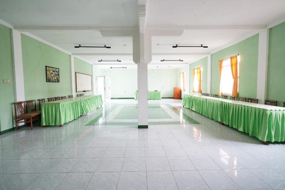 Capital O 93949 Hotel Popuci By Pupa Hospitality Hotel in West Java