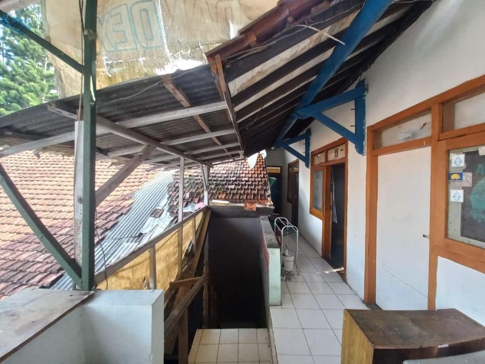 SPOT ON 93964 Guest House Pak Gatot 3 Hotel in Parongpong