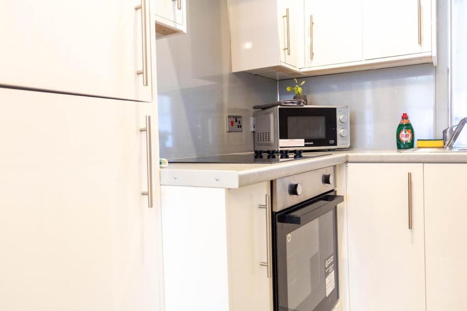 1 BDR Apartment By Caledonia Luxe Stays Short Lets & Serviced Accommodation Apartment in Scotland