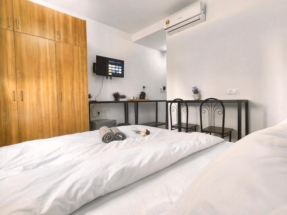 Alanis Residence Bedroom Sepang KLIA Kota Warisa Apartment in Selangor, Malaysia