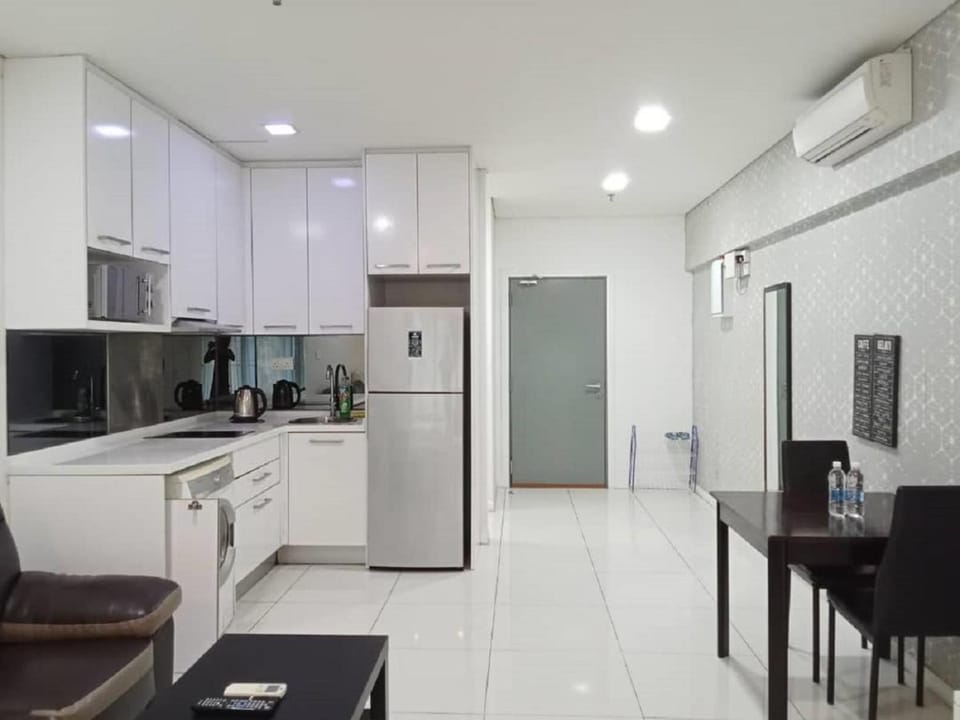 Diamond Suite KL at Mercu Summer Suite KLCC Apartment in Federal Territory of Kuala Lumpur