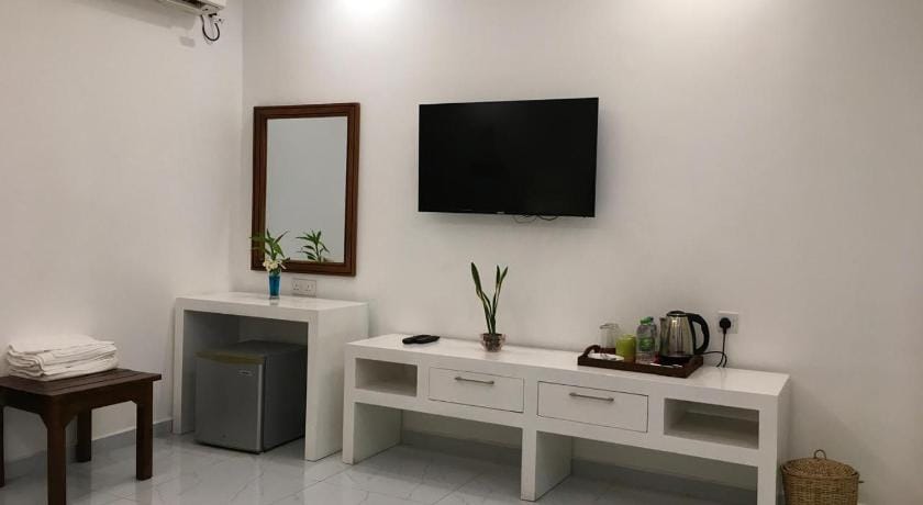 Lavinia Bay Beach Hotel Hotel in Dehiwala-Mount Lavinia