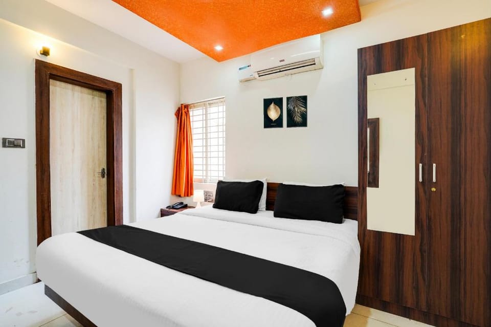 Super Collection O Bangalore Airport Road Hotel in Bengaluru