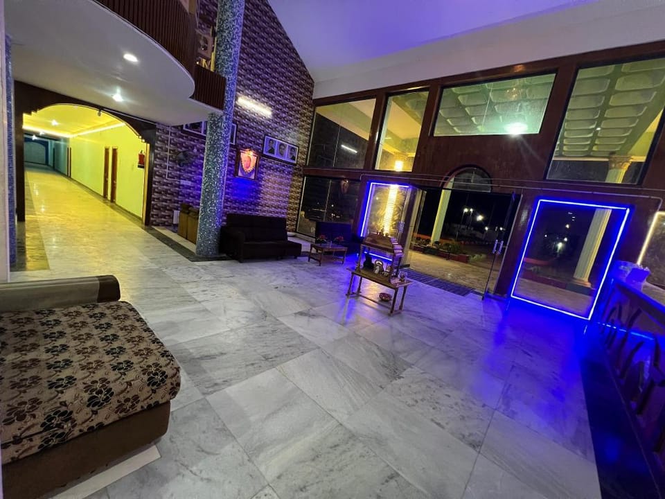 MOOKAMBIGAI RESIDENCY Hotel in Tamil Nadu