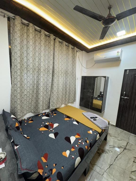 Soge Holiday Lodging Hotel in Maharashtra
