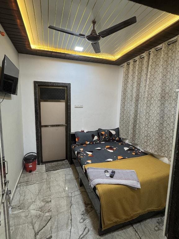 Soge Holiday Lodging Hotel in Maharashtra