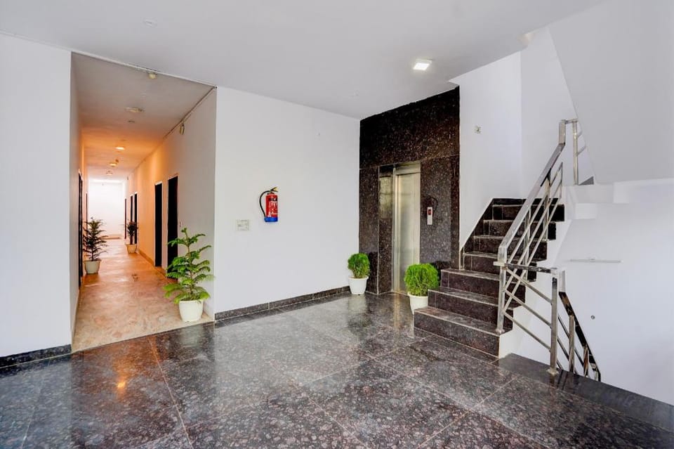 Super Hotel O HOTEL SHYAM RESIDENCY Hotel in Delhi