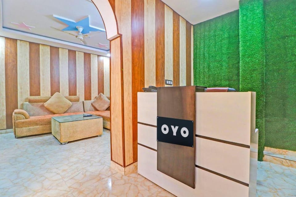 Super Hotel O Star View Residency Hotel in New Delhi