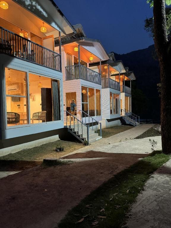 Hotel North Wood Hotel in Uttarakhand