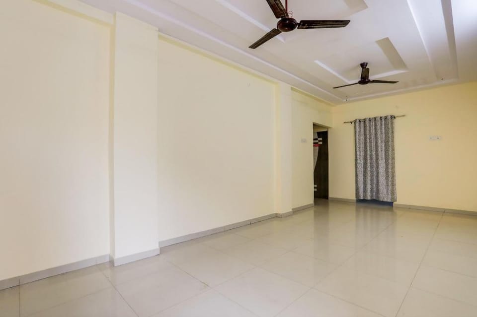 Hotel O Grand Trinity Hotel in Maharashtra