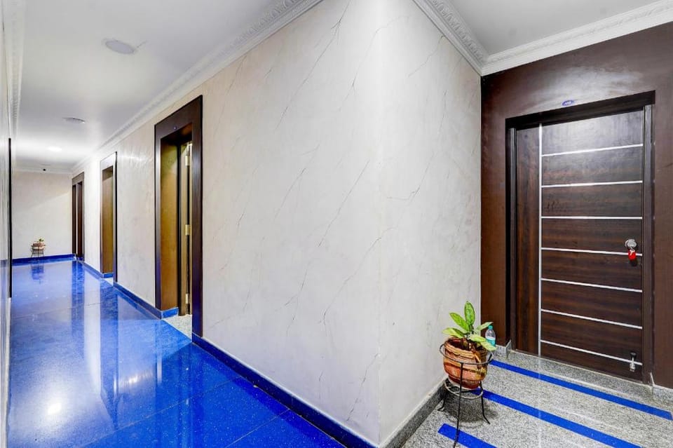 Super Hotel O Perungalathur Near Bus Stand Hotel in Chennai