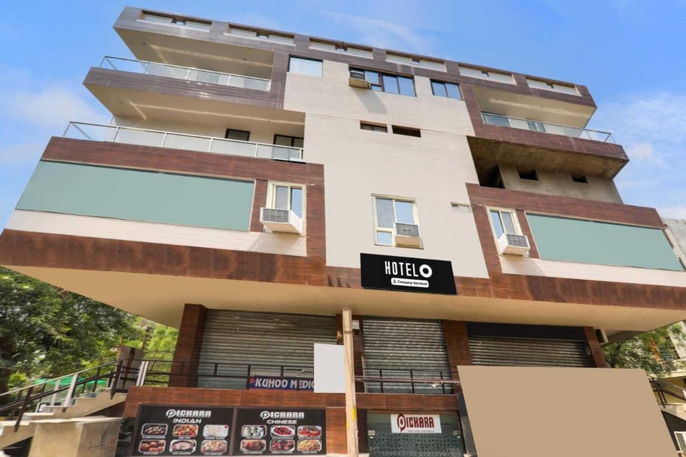 Hotel O Happy Times Vishveshwar Park Hotel in Lucknow