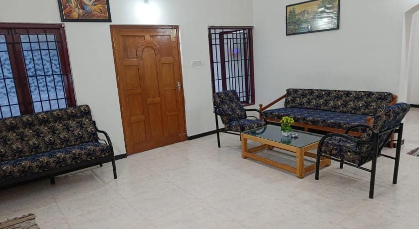 Caron Niron Two Bedroom Villa Villa in Kodaikanal