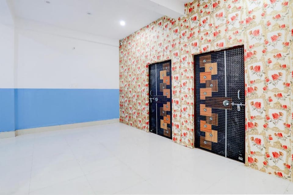 Hotel O THE HIGHWAY HOTEL Hotel in Uttar Pradesh
