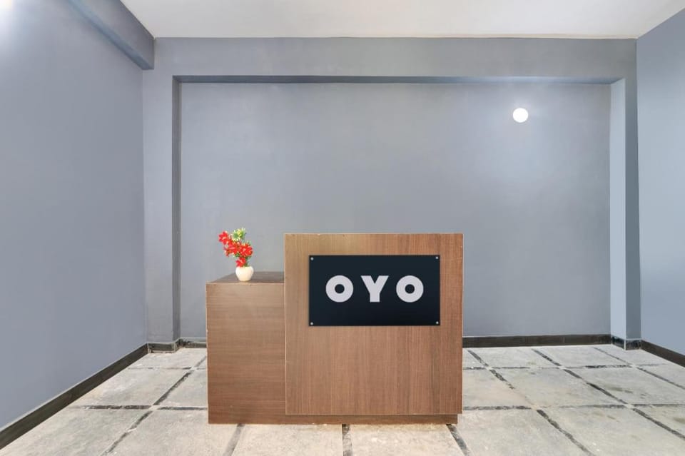OYO Flagship Hotel Ragas Residency Hotel in Hyderabad