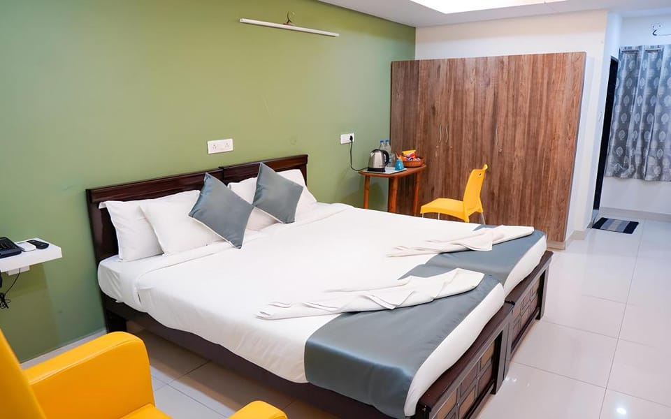 The Casa Heights Hotel in Hyderabad