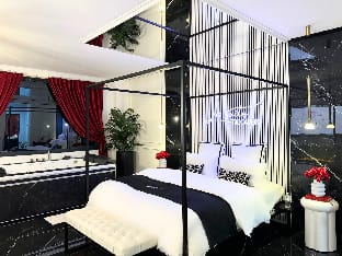La Suite Trocadro - Private Jaccuzi Apartment in Paris