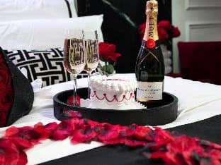 La Suite Trocadro - Private Jaccuzi Apartment in Paris