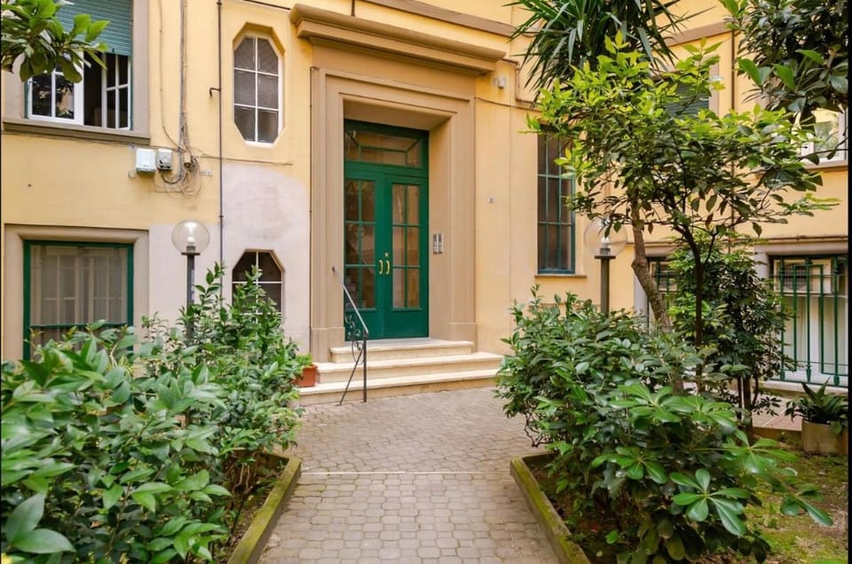 Roma private rooms Vatican City Bed and Breakfast in Rome
