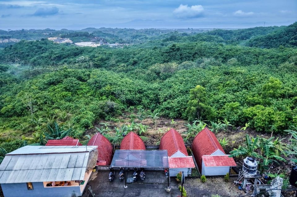 D Sebuluh Bungalow Hotel in Nusapenida