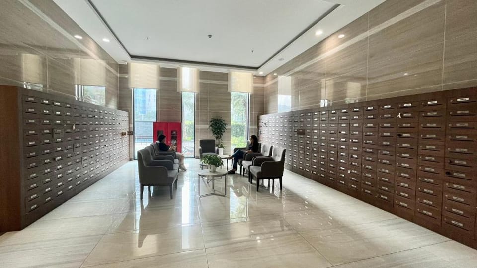 Vincom Plaza Vinhomes Sky Lake Apartments  Apartment in Laos