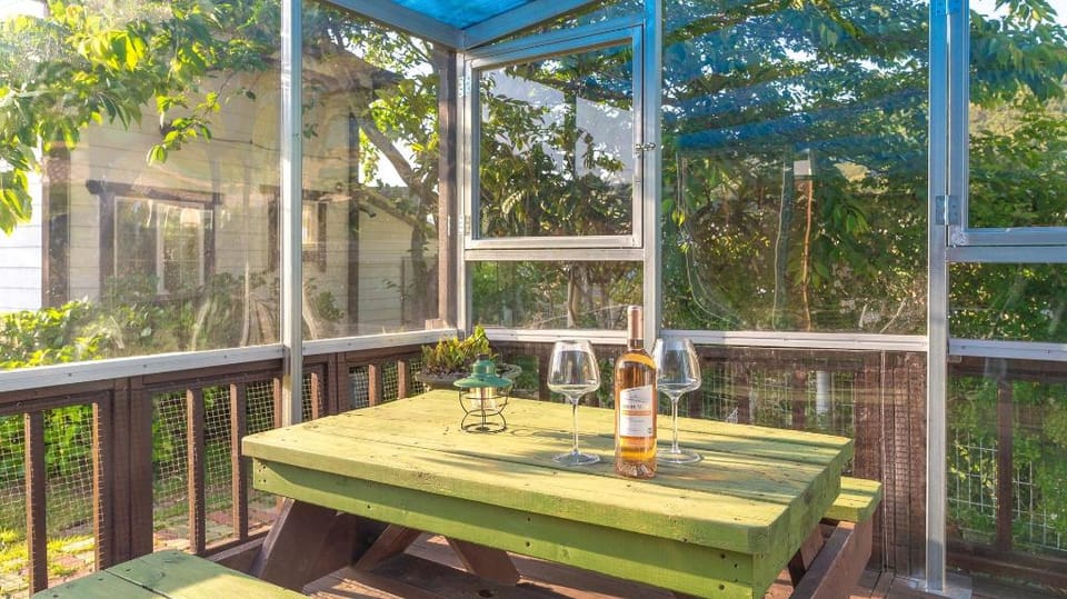 Yeosu Noeul Walk Pet Pension Bed and Breakfast in South Korea
