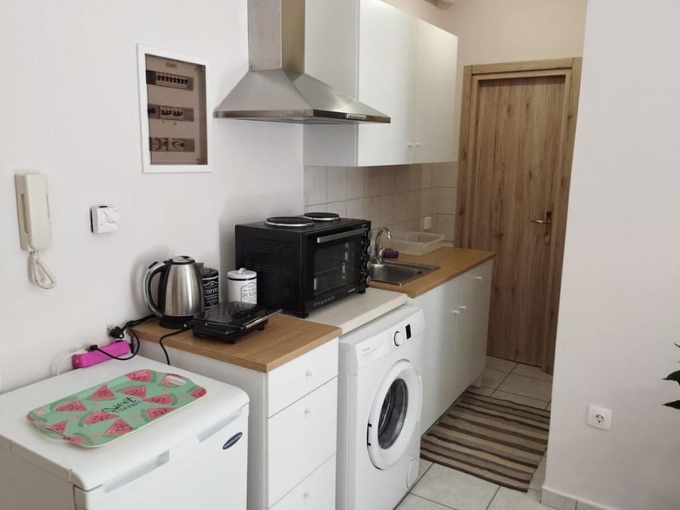 Sunny Apartment at the Center of Kalamata Apartment in Messenia