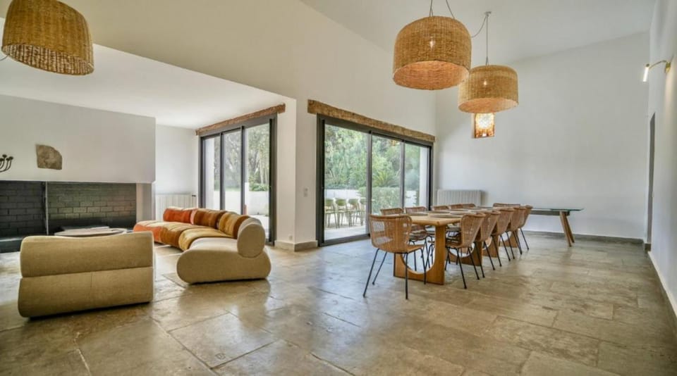Calma Blanca Bed and Breakfast in Occitanie