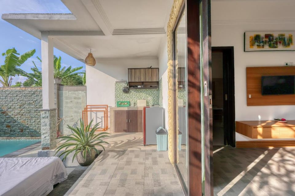 Apsarri Private Villa Hotel in Kuta
