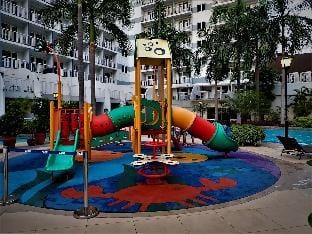 Maru Suite Shell 12F; Pool View, Netflix Apartment in Pasay