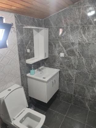 Geyikli sahilde 1+1 daire Çatı katı B1 Apartment in Decentralized Administration of the Aegean