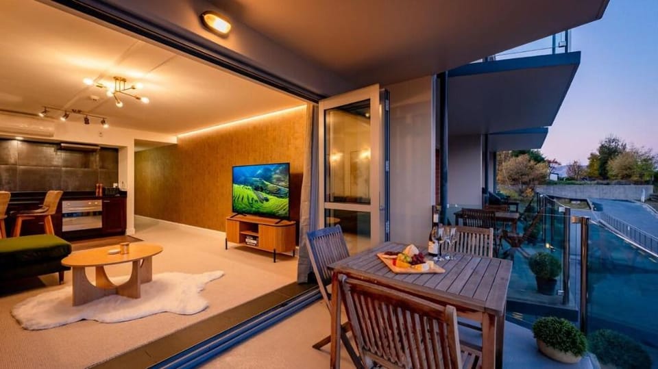 The Nugget-Free Parking-Lake Views-Family Friendly Apartment in Queenstown