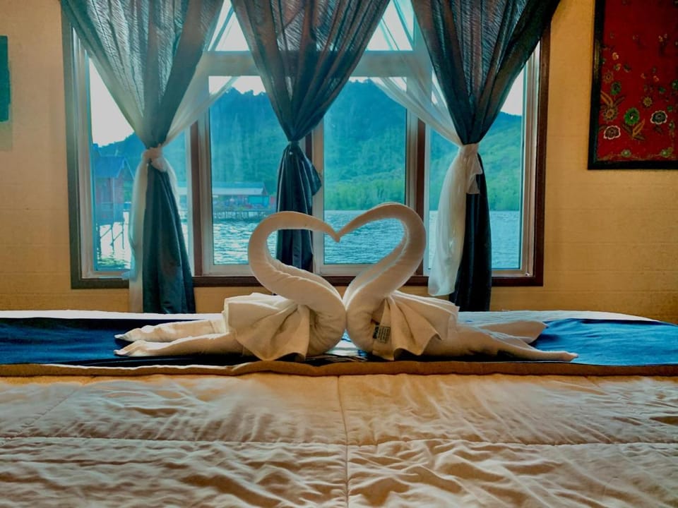 Parapat Water Village Resort Resort in Sabah
