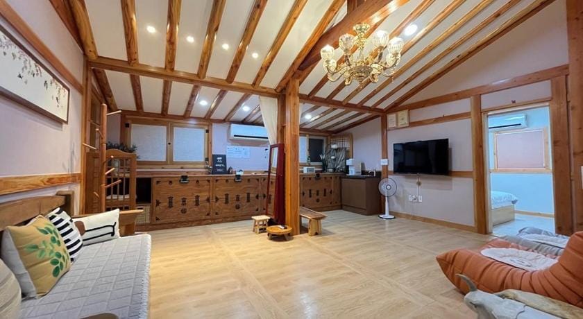 Suncheon Sumiyeonga Hanok Private House Bed and Breakfast in South Korea
