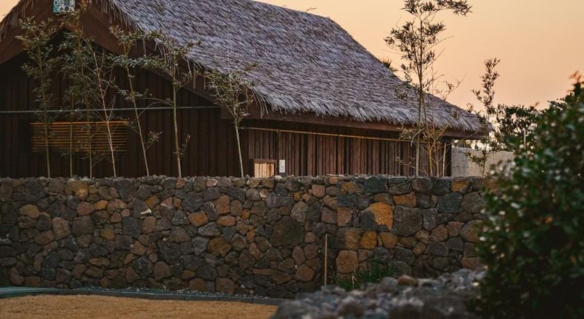 Sentosa Hallim Bed and Breakfast in South Korea